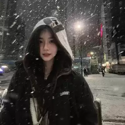 于希月